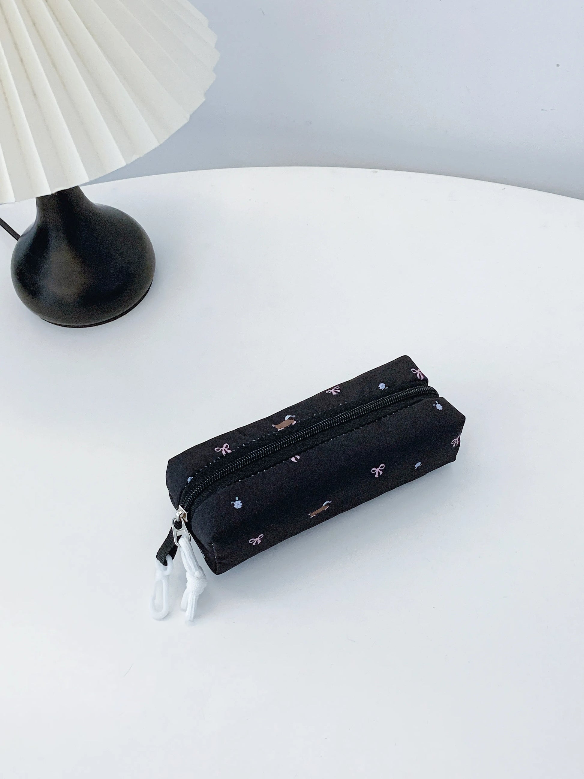 eb256100bae84915bece08d3eb12d51f-Max-Origin